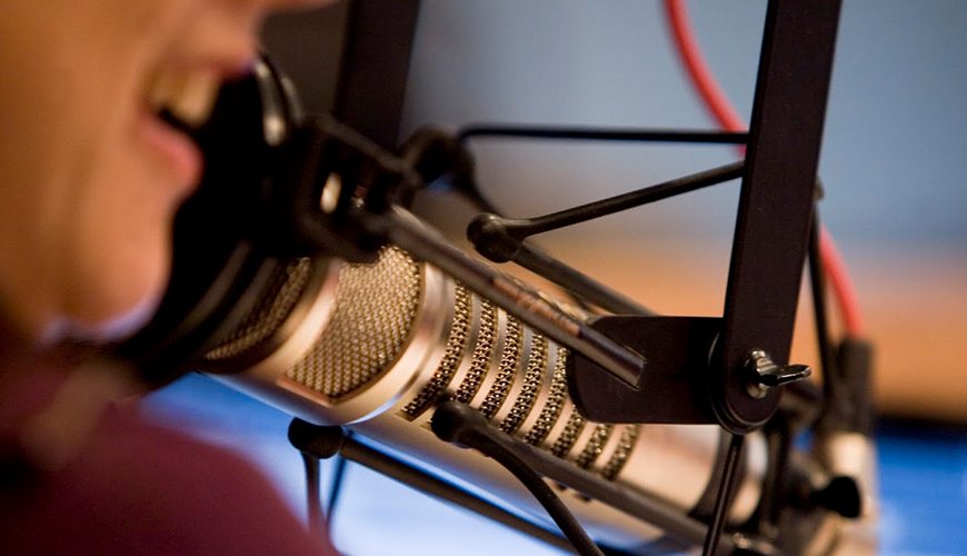 Comment Enlever La Voix Off Sur La Tele Je vais faire la voix off pour vos vidéos en 3 langues ( arabe